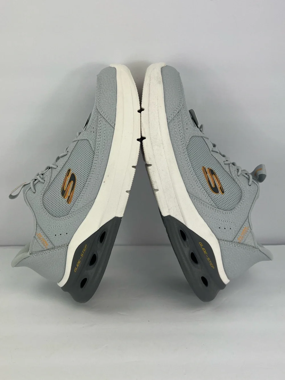 SKECHERS SLIP-IN GLIDE-STEP SWIFT-FIT HANDS FREE, MEMORY FOALIGHT GREY SIZE 8.5